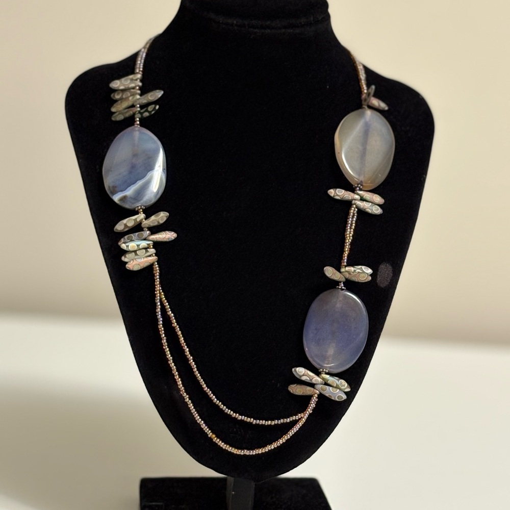 Custom-made, Elegant Purple Tones Necklace.